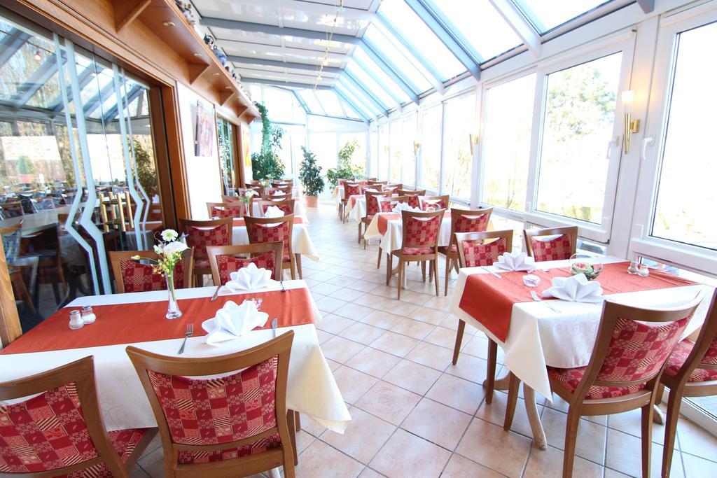 Hotel - Restaurant Berghof Berghausen  Exterior photo